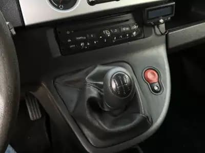 Vendo Renault Kangoo 2012 - 7300 EUR, 232000 km - AUTO.MOTO.pt