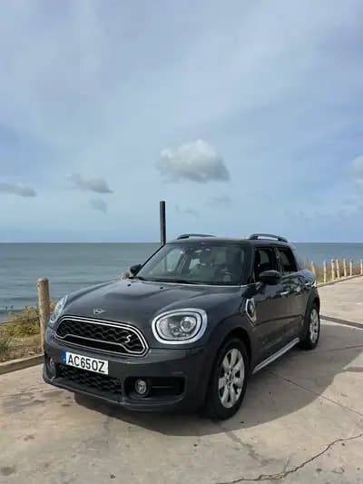 Vendo MINI Countryman 2020 - 25000 EUR, 81000 km - AUTO.MOTO.pt