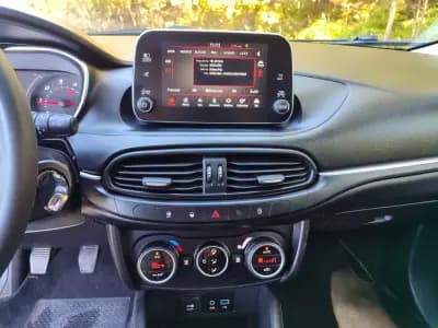 Vendo Fiat Tipo 2018 - 11990 EUR, 129363 km - AUTO.MOTO.pt