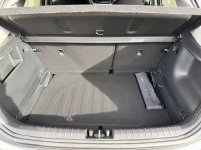 Vendo Kia Stonic 2025 - 21250 EUR, 54 km - AUTO.MOTO.pt