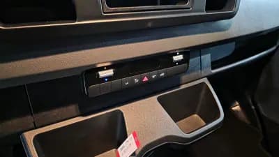 Sell Mercedes-Benz Sprinter 2018 - 27950 EUR, 160304 km - AUTO.MOTO.pt