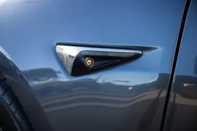 Vendo Tesla Model 3 2020 - 22999 EUR, 135693 km - AUTO.MOTO.pt