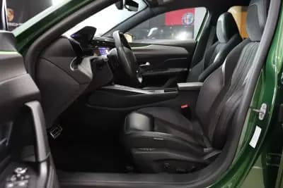 Vendo Peugeot 308 2021 - 24900 EUR, 75000 km - AUTO.MOTO.pt