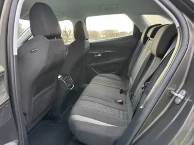 Vendo Peugeot 3008 2019 - 13900 EUR, 180000 km - AUTO.MOTO.pt