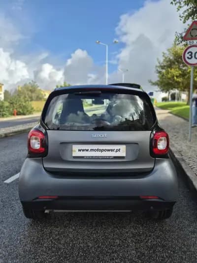 Vendo Smart Fortwo Cabrio 2015 - 12480 EUR, 70000 km - AUTO.MOTO.pt