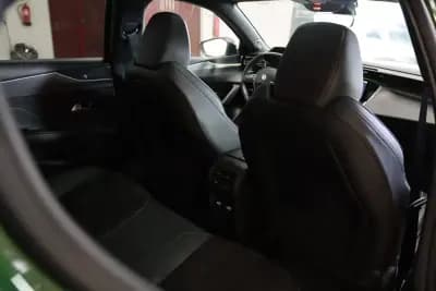 Vendo Peugeot 308 2021 - 24900 EUR, 75000 km - AUTO.MOTO.pt