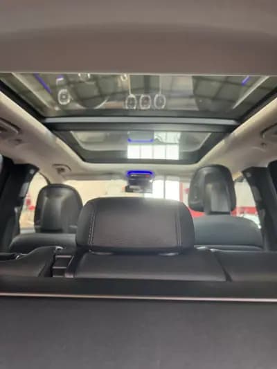 Vendo Mercedes-Benz GLC 220 2024 - 72990 EUR, 24415 km - AUTO.MOTO.pt