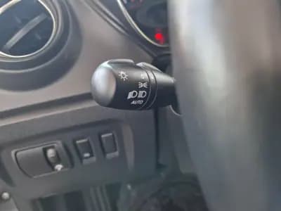 Vendo Renault Captur 2017 - 11750 EUR, 145000 km - AUTO.MOTO.pt