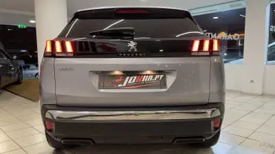 Vendo Peugeot 3008 2019 - 18990 EUR, 94948 km - AUTO.MOTO.pt