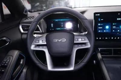 Vendo BYD 2025 - 27750 EUR, 18 km - AUTO.MOTO.pt