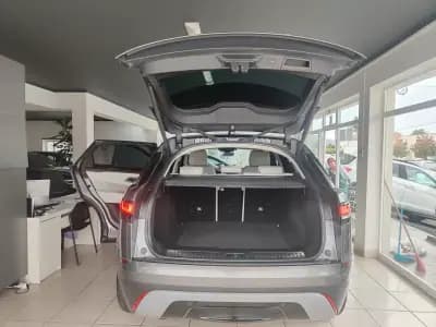Vendo Land Rover Range Rover Velar 2018 - 34450 EUR, 154350 km - AUTO.MOTO.pt
