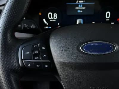 Sell Ford Focus 2024 - 21990 EUR, 48100 km - AUTO.MOTO.pt