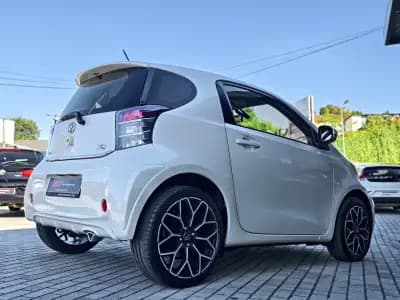 Vendo Toyota iQ 2011 - 10500 EUR, 110000 km - AUTO.MOTO.pt