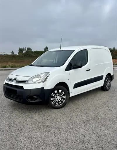 Vendo Citroën Berlingo 2012 - 8250 EUR, 118000 km - AUTO.MOTO.pt