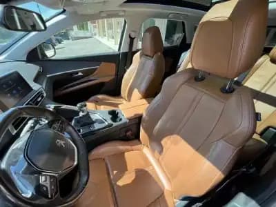 Vendo Peugeot 3008 2018 - 19900 EUR, 138000 km - AUTO.MOTO.pt