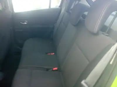 Vendo Renault Clio 2010 - 6500 EUR, 100000 km - AUTO.MOTO.pt