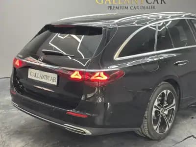 Vendo Mercedes-Benz E 300 2024 - 61500 EUR, 63000 km - AUTO.MOTO.pt