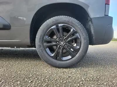 Sell Citroën Berlingo 2021 - 17400 EUR, 69486 km - AUTO.MOTO.pt