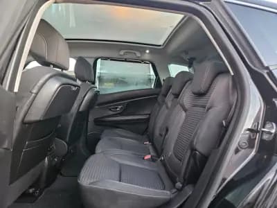 Vendo Renault Scénic 2016 - 11990 EUR, 178000 km - AUTO.MOTO.pt