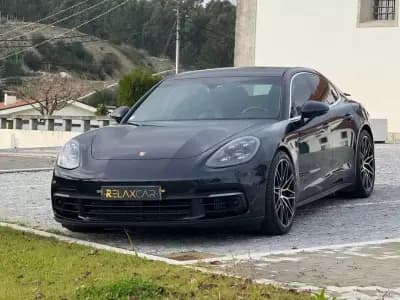 Vendo Porsche Panamera 2017 - 58990 EUR, 114000 km - AUTO.MOTO.pt