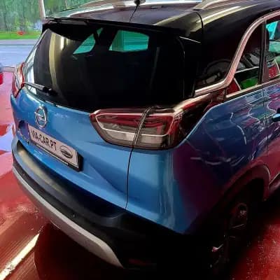 Vendo Opel Crossland X 2020 - 13350 EUR, 32238 km - AUTO.MOTO.pt