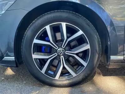 Vendo Volkswagen Passat Variant 2021 - 19900 EUR, 129031 km - AUTO.MOTO.pt