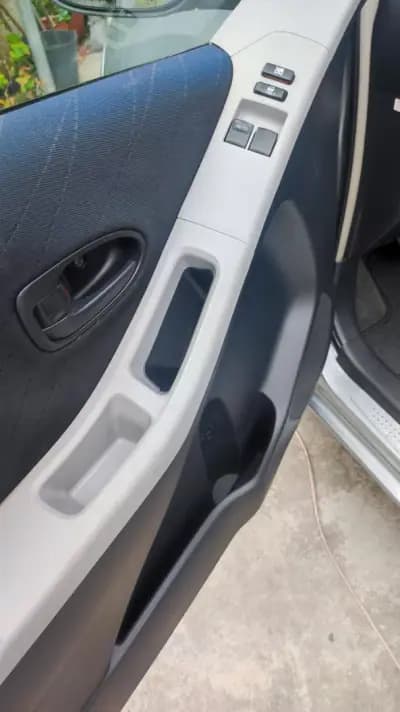 Vendo Toyota Yaris 2006 - 6678 EUR, 209787 km - AUTO.MOTO.pt