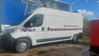 Sell Citroën Jumper 2020 - 12750 EUR, 259998 km - AUTO.MOTO.pt