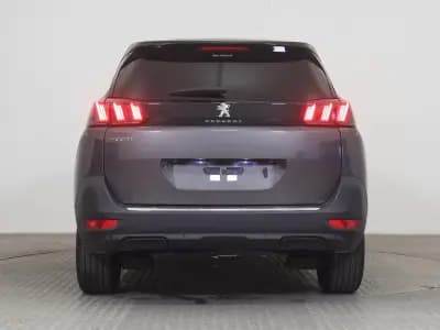 Vendo Peugeot 5008 2022 - 26500 EUR, 126000 km - AUTO.MOTO.pt