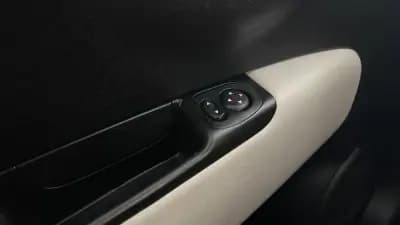 Vendo Fiat 500 2021 - 12990 EUR, 59000 km - AUTO.MOTO.pt