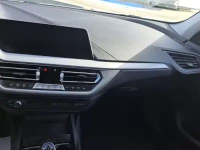 Vendo BMW 116 2021 - 21250 EUR, 97305 km - AUTO.MOTO.pt