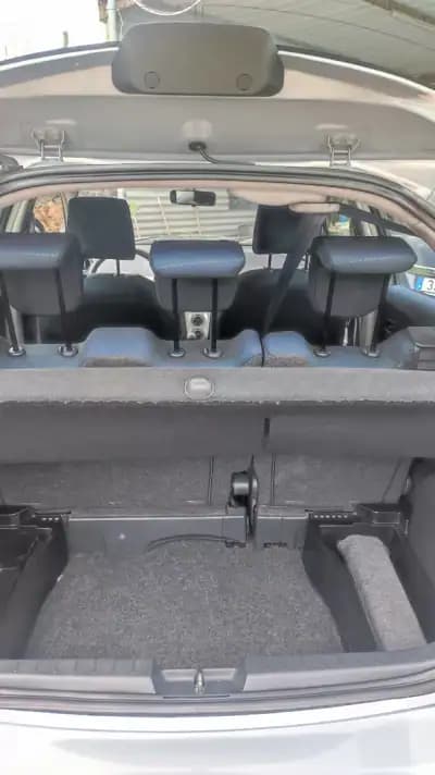 Vendo Toyota Yaris 2006 - 6678 EUR, 209787 km - AUTO.MOTO.pt