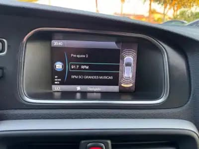 Sell Volvo V40 Cross Country 2013 - 13500 EUR, 164000 km - AUTO.MOTO.pt