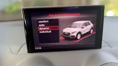 Vendo Audi Q2 2018 - 19900 EUR, 102000 km - AUTO.MOTO.pt