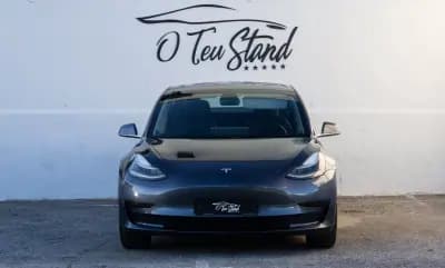 Vendo Tesla Model 3 2020 - 22999 EUR, 135693 km - AUTO.MOTO.pt