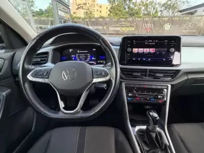 Vendo Volkswagen Amarok 2023 - 27900 EUR, 51200 km - AUTO.MOTO.pt