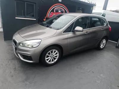 Vendo BMW 218 Active Tourer 2014 - 13990 EUR, 150275 km - AUTO.MOTO.pt
