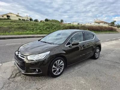 Vendo Citroën DS4 2012 - 11400 EUR, 214040 km - AUTO.MOTO.pt