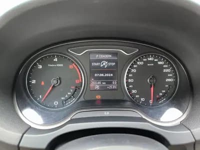 Vendo Audi A3 Sportback 2013 - 14950 EUR, 255105 km - AUTO.MOTO.pt