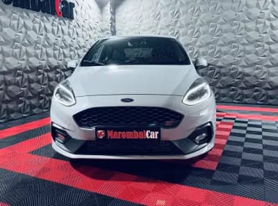 Sell Ford Fiesta 2019 - 21990 EUR, 151232 km - AUTO.MOTO.pt