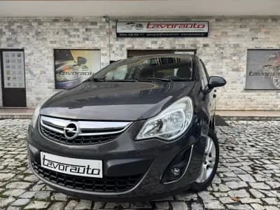 Vendo Opel Corsa 2013 - 7750 EUR, 122000 km - AUTO.MOTO.pt