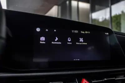 Vendo Kia Niro EV 2023 - 27990 EUR, 42094 km - AUTO.MOTO.pt