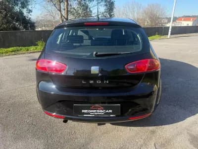 Vendo SEAT Leon 2011 - 7350 EUR, 217000 km - AUTO.MOTO.pt