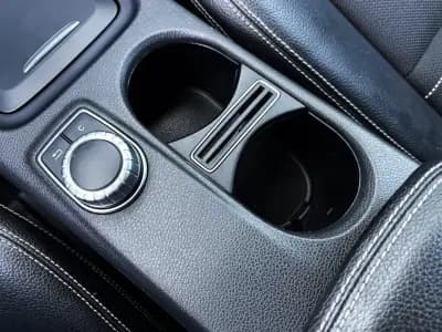 Sell Mercedes-Benz GLA 200 2015 - 20750 EUR, 124000 km - AUTO.MOTO.pt