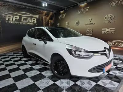 Vendo Renault Clio 2014 - 8990 EUR, 189000 km - AUTO.MOTO.pt