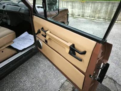 Vendo Land Rover Range Rover 1980 - 24950 EUR, 107869 km - AUTO.MOTO.pt