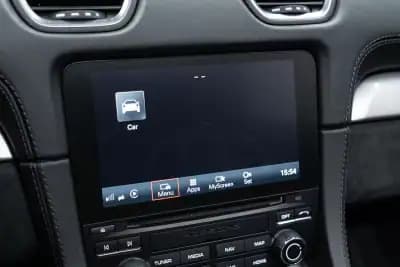 Vendo Porsche 718 Spyder 2020 - 129950 EUR, 16000 km - AUTO.MOTO.pt