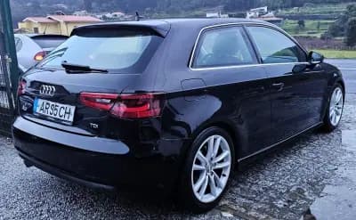 Vendo Audi A3 2014 - 13999 EUR, 208000 km - AUTO.MOTO.pt