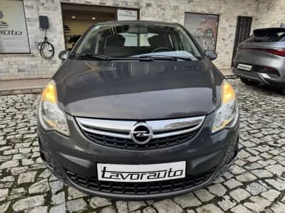 Vendo Opel Corsa 2013 - 7750 EUR, 122000 km - AUTO.MOTO.pt