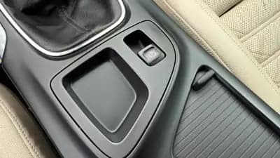 Vendo Opel Insignia 2016 - 13500 EUR, 164000 km - AUTO.MOTO.pt